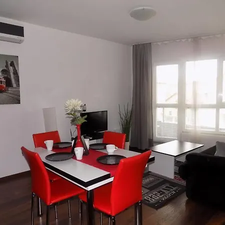 Infinity Residence Apartment * Sofie